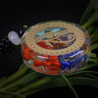 7 Chakra Orgone Necklace Orgonite Energy Generator Chip Stone Pendant Reiki Balancing Necklace Protection Eye of Horus OM Lucky